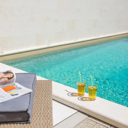 Casa vacanze Mit Privatpool Fuer 7 Personen Ca- 119 M² In Jadrija- Dalmatien - Gespanscha By Interhome
