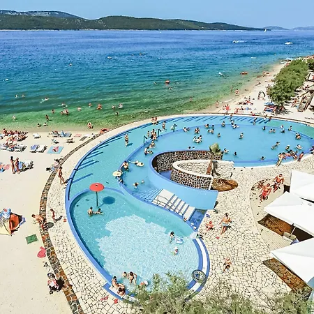Casa vacanze Mit Privatpool Fuer 7 Personen Ca- 119 M² In Jadrija- Dalmatien - Gespanscha By Interhome *