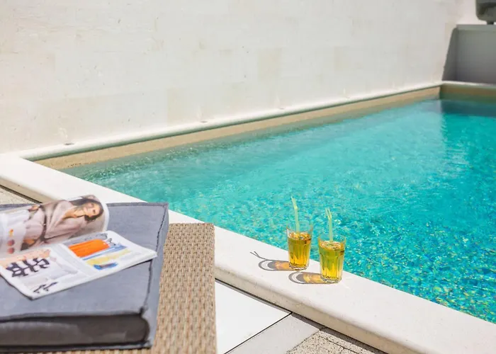 Casa vacanze Holiday Home Mit Privatpool Fuer 7 Personen Ca- 119 M² In Jadrija- Dalmatien - Gespanscha By Interhome