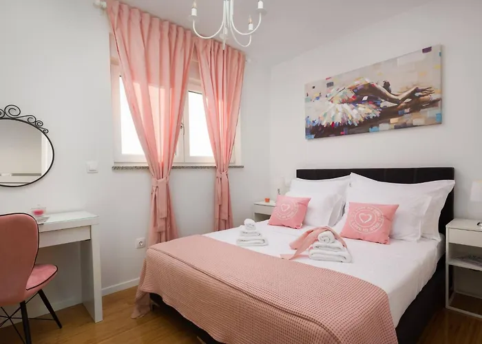 Mit Privatpool Fuer 7 Personen Ca- 119 M² In Jadrija- Dalmatien - Gespanscha By Interhome Ferienhaus *