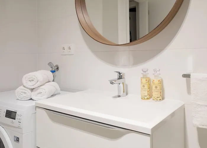 Holiday Home Mit Privatpool Fuer 7 Personen Ca- 119 M² In Jadrija- Dalmatien - Gespanscha By Interhome