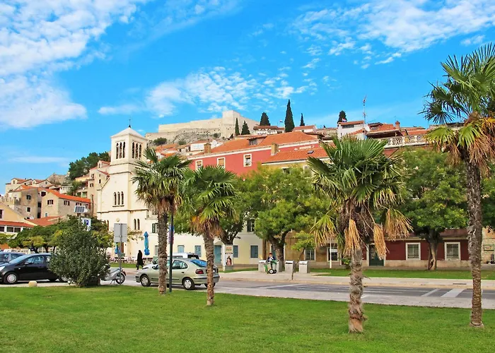 Casa vacanze Holiday Home Mit Privatpool Fuer 7 Personen Ca- 119 M² In Jadrija- Dalmatien - Gespanscha By Interhome *